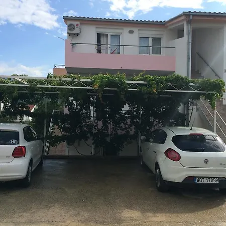 Apartment Nives