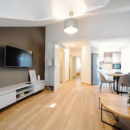 Nives Apartment